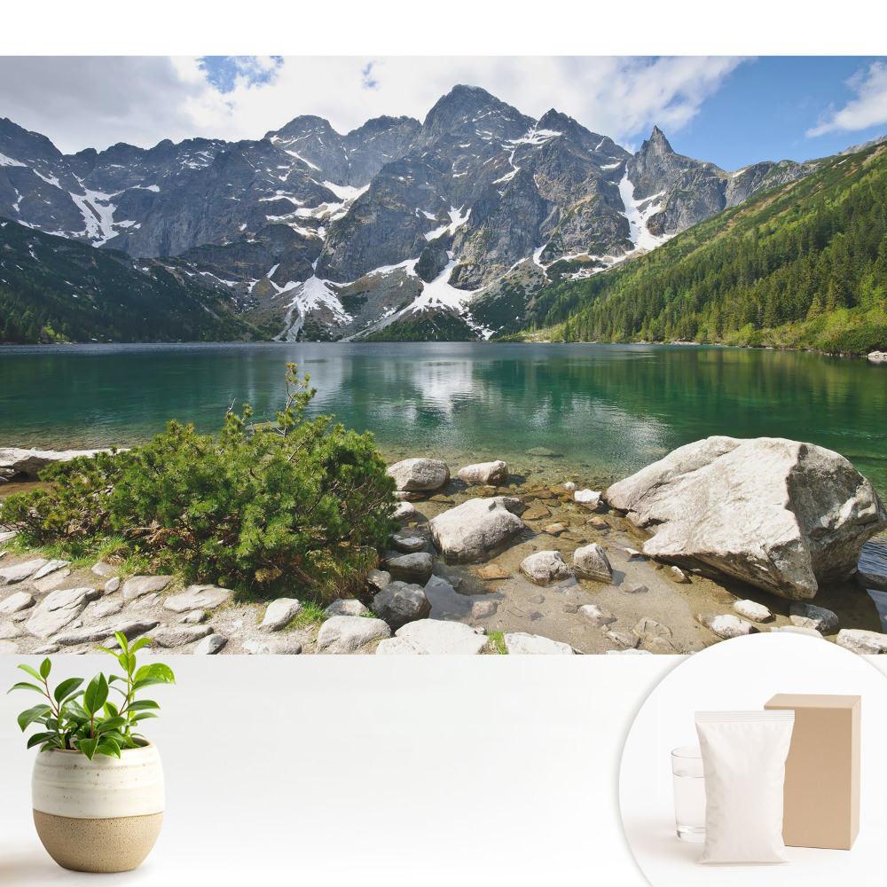 Tapeta Hory sa odrážajú v jazere