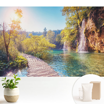 Tapeta do obývačky Pokojná scenéria jazera a vodopádu