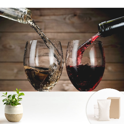 Tapeta na stenu s motívom vína v pohároch v klasickom štýle