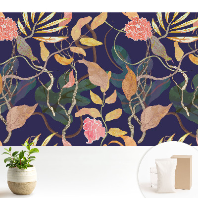 Tapeta na stenu s motívom exotickej flóry na tmavomodrom pozadí