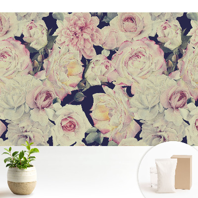 Tapeta s opakujúcim sa motívom romantických kvetov