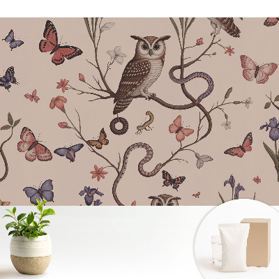 Tapeta na stenu s motívom prírodnej idyly s motýľmi a kvetmi