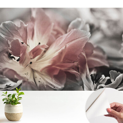 Tapeta s detailným záberom na jemné kvetinové lupienky