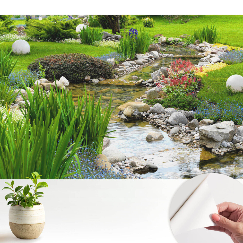 Luxusná tapeta Zelená záhrada s kamenným potokom