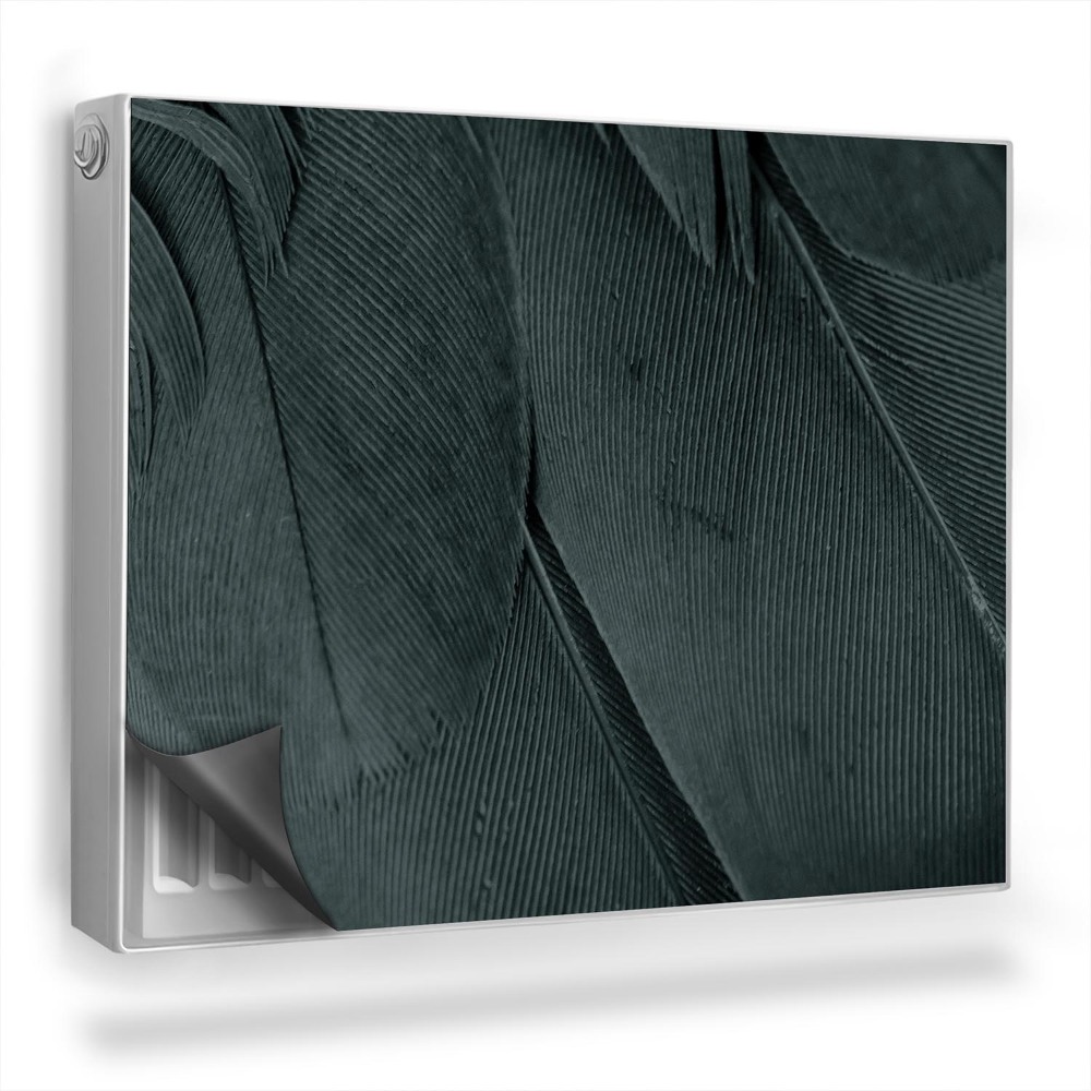 Dekoračný magnetický kryt na radiátor Detail štruktúry peria, tmavá atmosféra