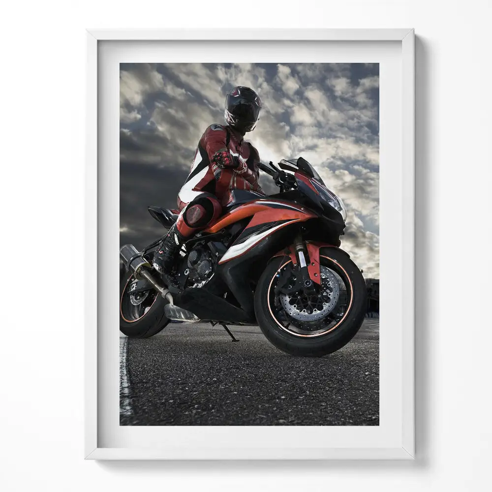 Obraz v ráme Muž na motorke