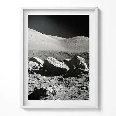 Obraz v ráme Fotografia skál na Mesiaci od NASA