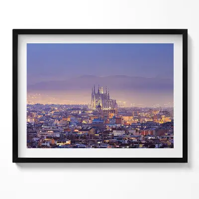 Obraz s rámom Pohľad na Barcelonu a Sagrada Familia v noci