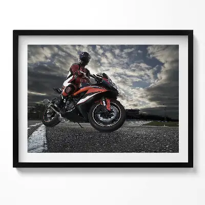 Obraz s rámom Muž na motorke