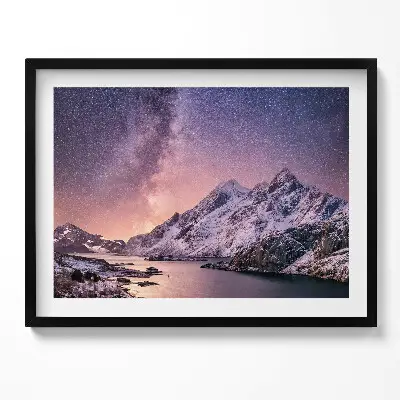 Obraz v ráme Aurora a hviezdna obloha nad horami