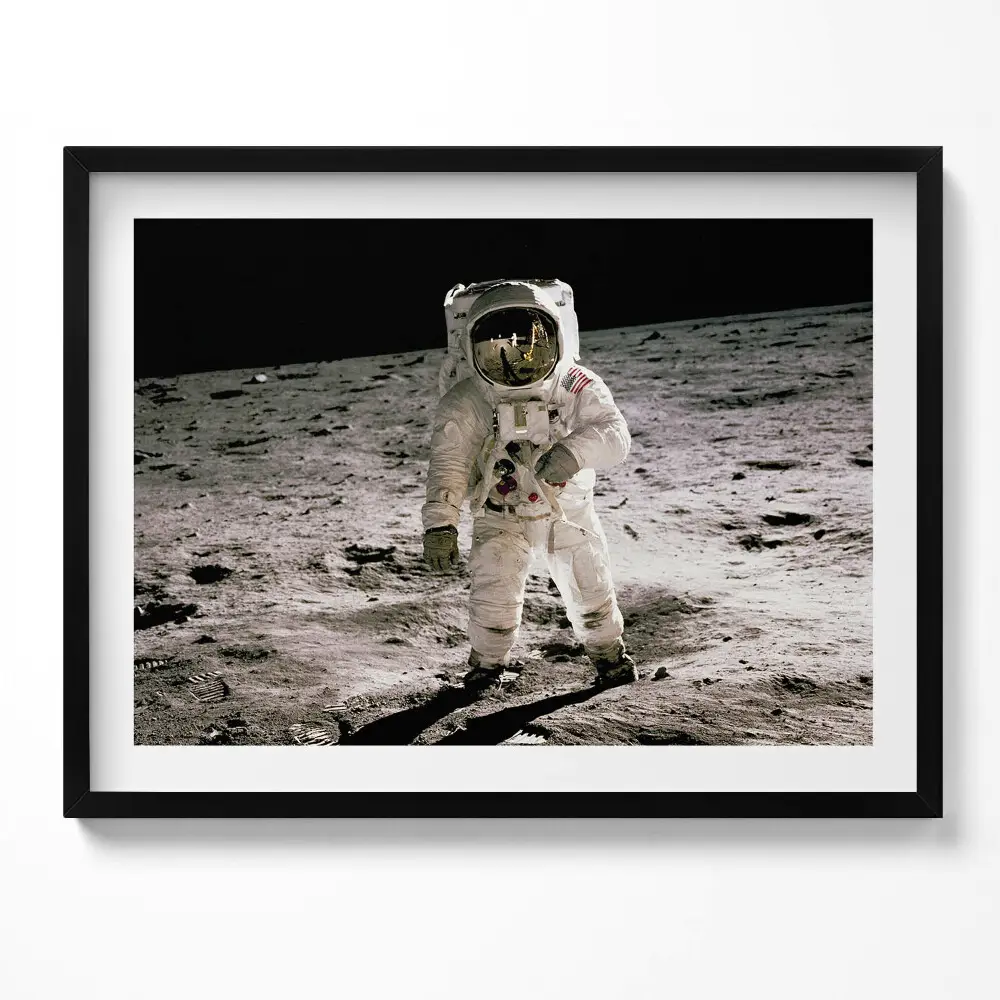Obraz s rámom Prvý človek na Mesiaci fotografia NASA