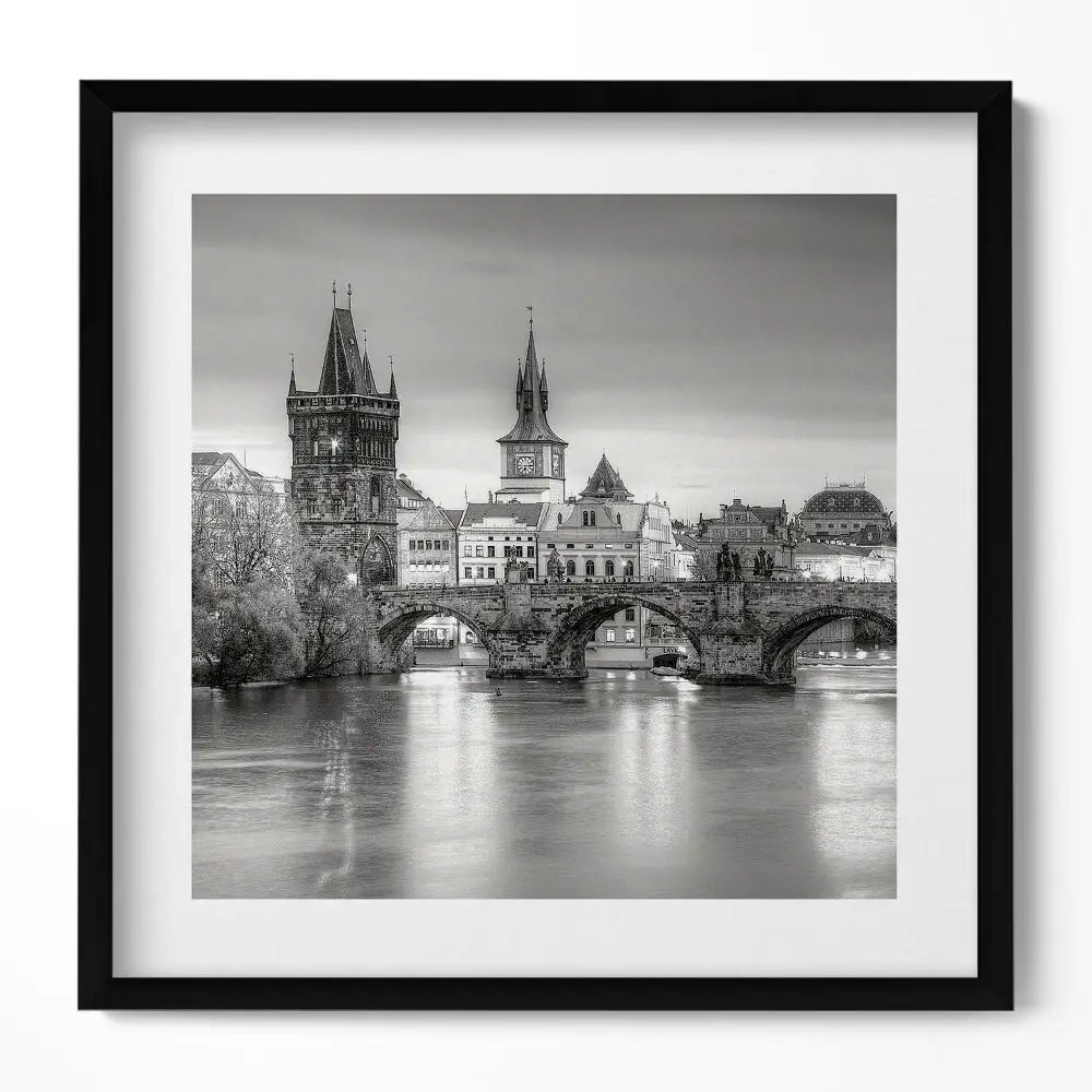 Obraz v ráme Pohľad na Karlov most v Prahe