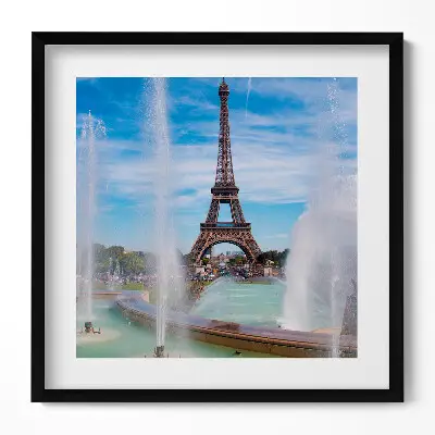 Obraz v ráme Fontána na Eiffelovej veži v Paríži
