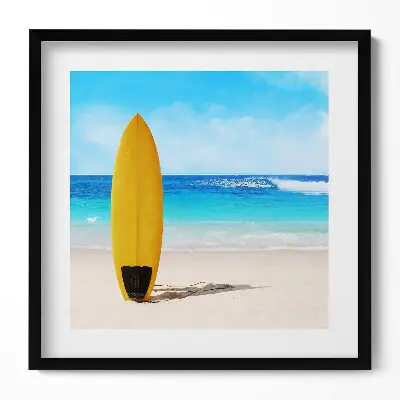 Obraz v ráme Žltý surf na pláži s morom v pozadí