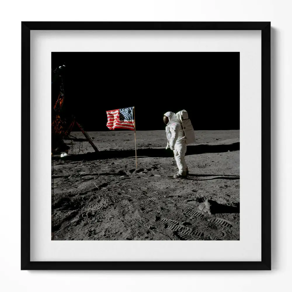Obraz v ráme Pristátie na Mesiaci fotografia z NASA