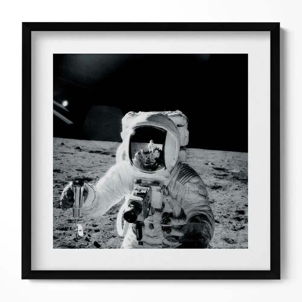Obraz v ráme Astronaut na Mesiaci fotografia NASA