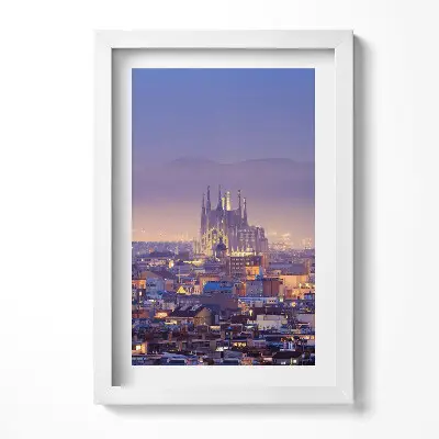 Obraz v ráme Pohľad na Barcelonu a Sagrada Familia v noci