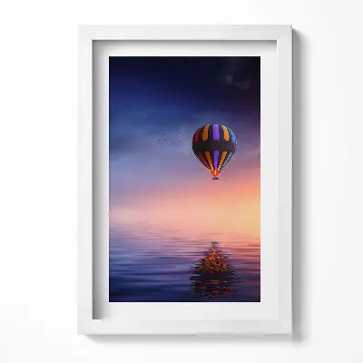 Obraz v ráme Balón nad vodou
