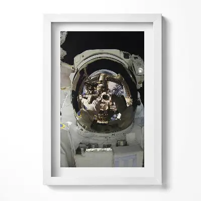 Obraz v ráme Astronaut vo vesmíre NASA