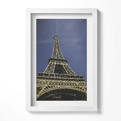 Obraz v ráme Pohľad zdola na Eiffelovu vežu v Paríži