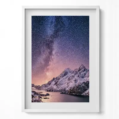 Obraz v ráme Aurora a hviezdna obloha nad horami