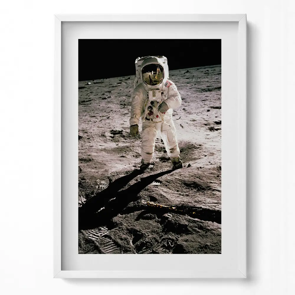 Obraz v ráme Prvý človek na Mesiaci fotografia NASA