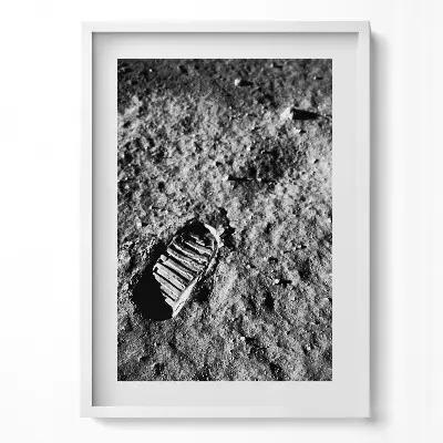 Obraz v ráme Prvý krok na Mesiaci fotografia NASA