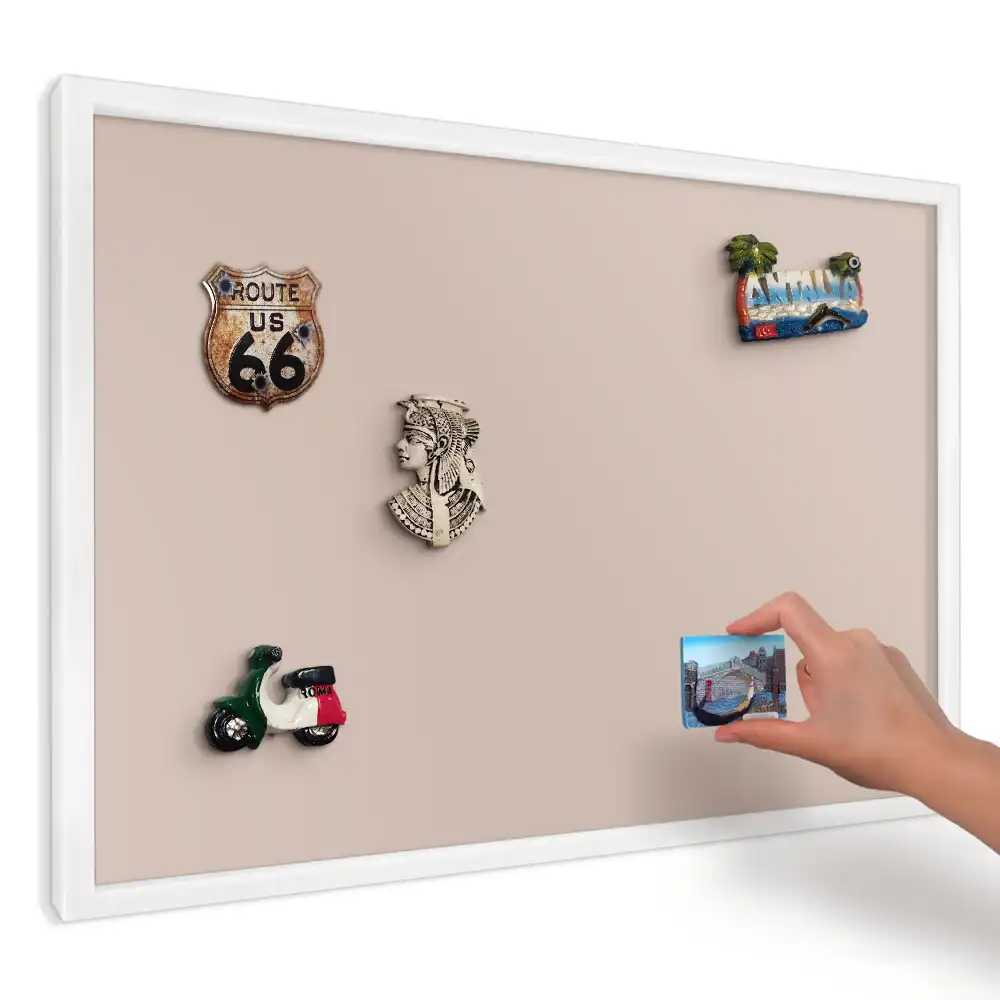 Béžová minimalistická magnetická tabuľa