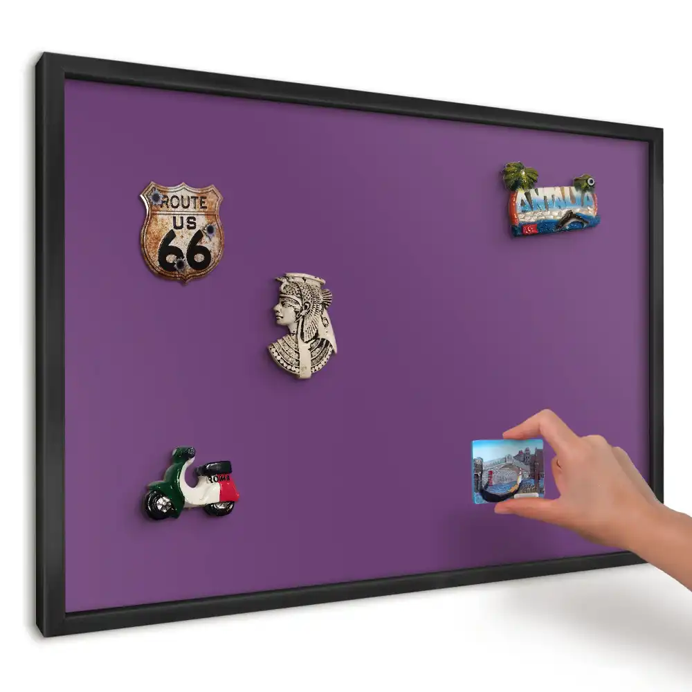 Moderná minimalistická magnetická tabuľa na stenu fialová