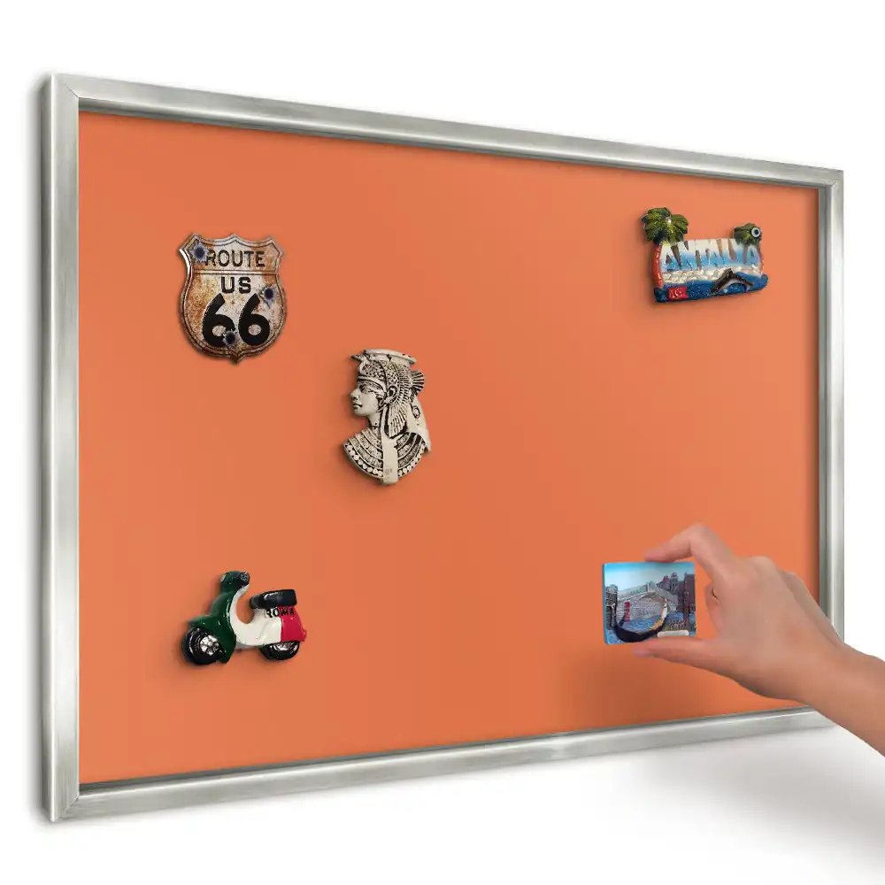 Hladká oranžová magnetická tabuľa na magnety z dovoleniek