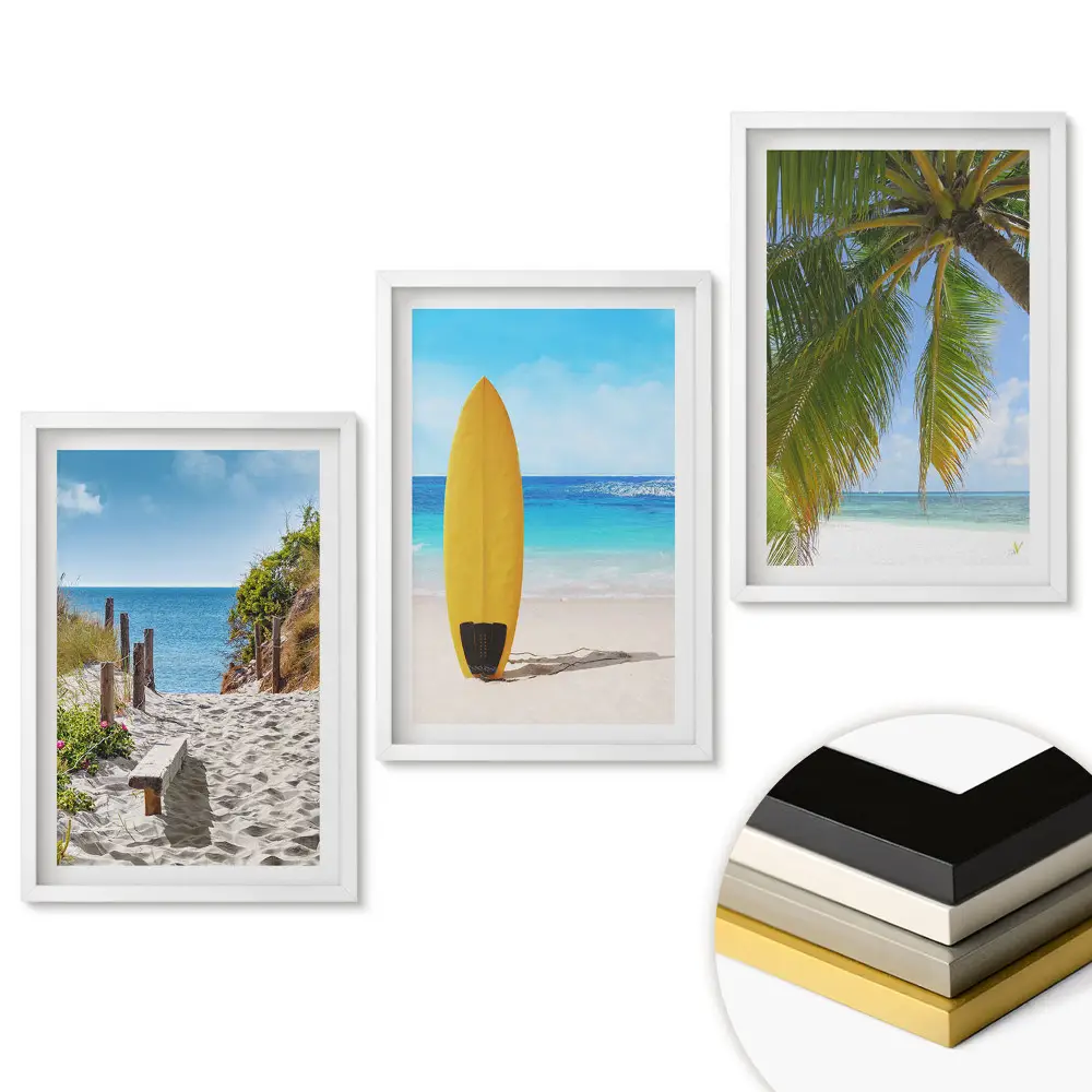 Triptych v ráme Rajské pláže a surfovanie na slnku