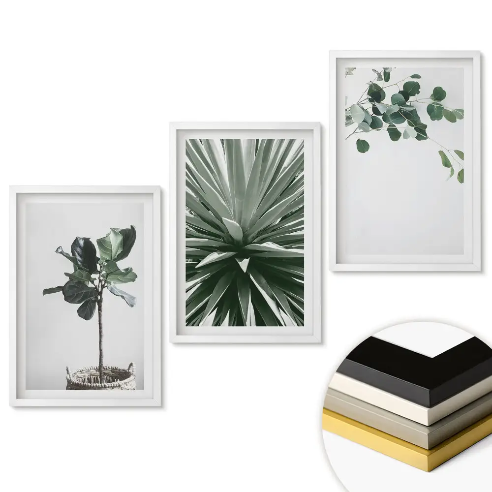Triptych v ráme s rastlinnými motívmi v minimalistickom štýle