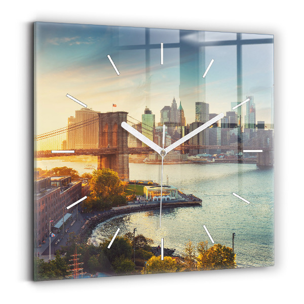 Štvorcové nástenné hodiny New York Manhattan