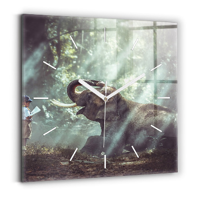 Štvorcové nástenné hodiny Chlapec čítajúci knihu